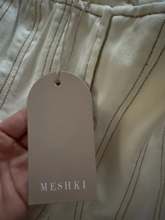 Meshki Cream Square-Neck Corset Crop Top - Picture 2 of 3